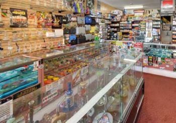 Mike's Smoke Shop Palm Desert California US Smoke Pipe Shops